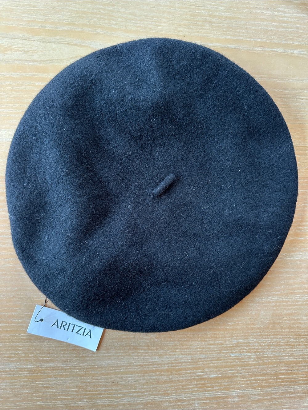 NWT Aritzia Black Wool Beret Hat